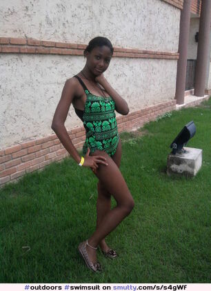 #outdoors #swimsuit #ebonybabe