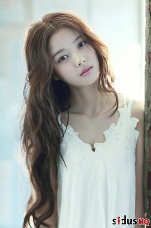 Kim Yoo-jung (김유정) - Image in